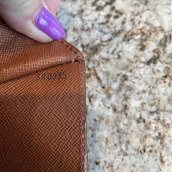 ❌SOLD❌Authentic LV Monogram Monceau 28 - Picture 10 of 14